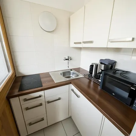 Apartments Domizil Egger *