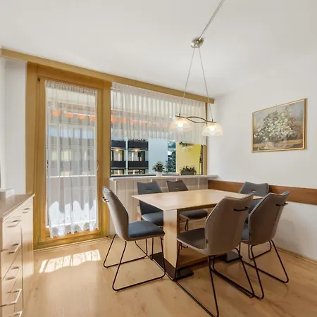 Apartments Domizil Egger