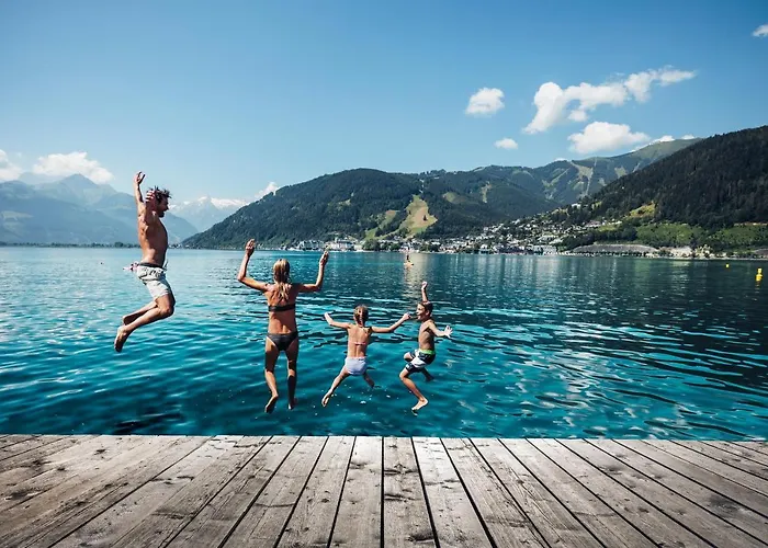 Kaprun Apartments アパート カプルーン