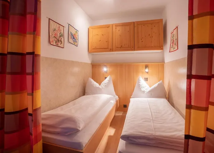 Kaprun Apartments アパート カプルーン